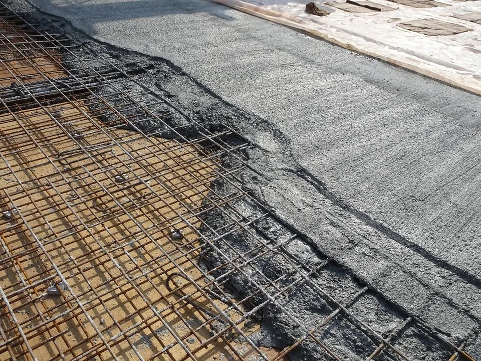 Og'ir beton sinfi B7.5 /M-100/ fraktsiyasi 10-15 mm