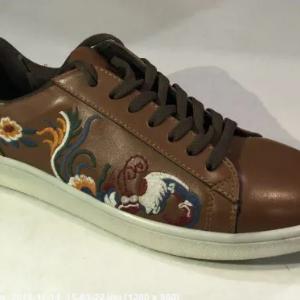 Кроссовки М-820