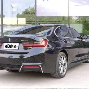 Электромобиль BMW i3 526km 2023