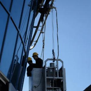 Bino jabhalariga xizmat ko'rsatish uchun monoray tizimi
