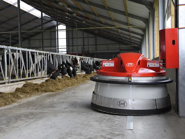 Lely Juno avtomatik oziqlantiruvchi trimmer