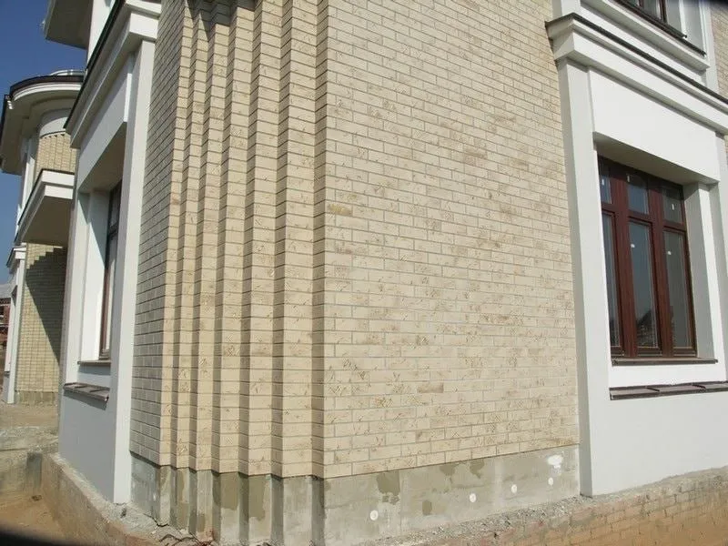 Fasad klinker plitkalari