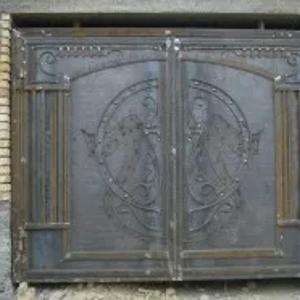 Badiiy zarb elementlari bilan metall eshiklar