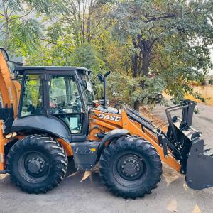 Экскаватор-погрузчик Case 695 SV PREMIUM