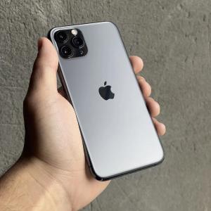 Смартфон Apple iPhone 11 Pro
