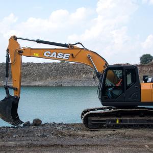 Ekskavator zanjirli CASE CX220C 