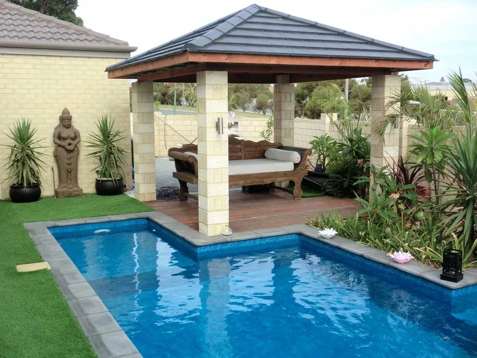 Hovuz uchun pergola tizimi