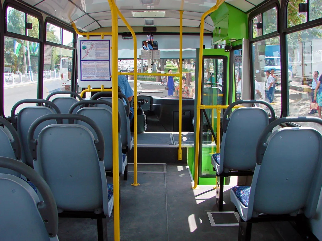SAZ NS40 shahar avtobusi