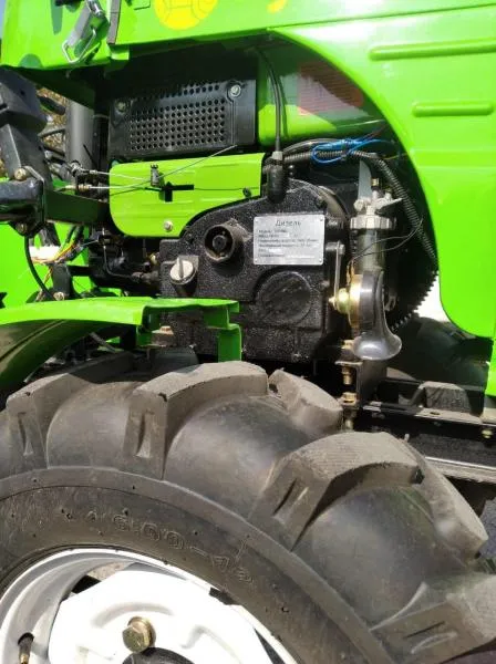 RUSTRAK R-18 minitraktori