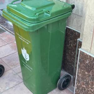 Mусорная контейнер 120 л
