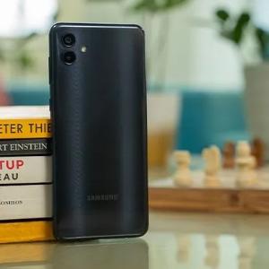 Смартфон Samsung Galaxy A04 2/32GB