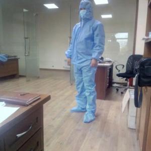 To'qilmagan CMC materialidan tayyorlangan kombinezonlar 35 g/2