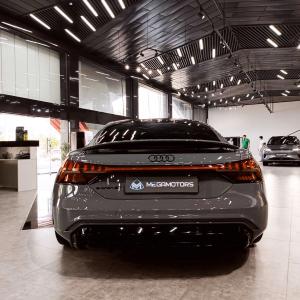 Электромобиль Audi e-tron GT 500km 2022