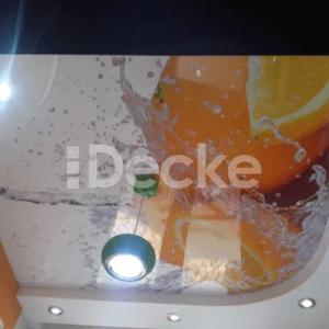 Натяжной потолок на кухне