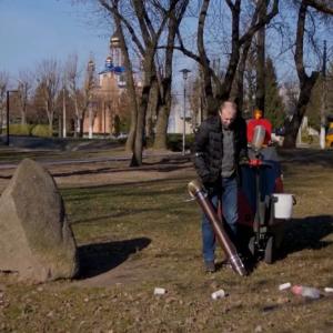 Уличный дорожный пылесос 240 литров