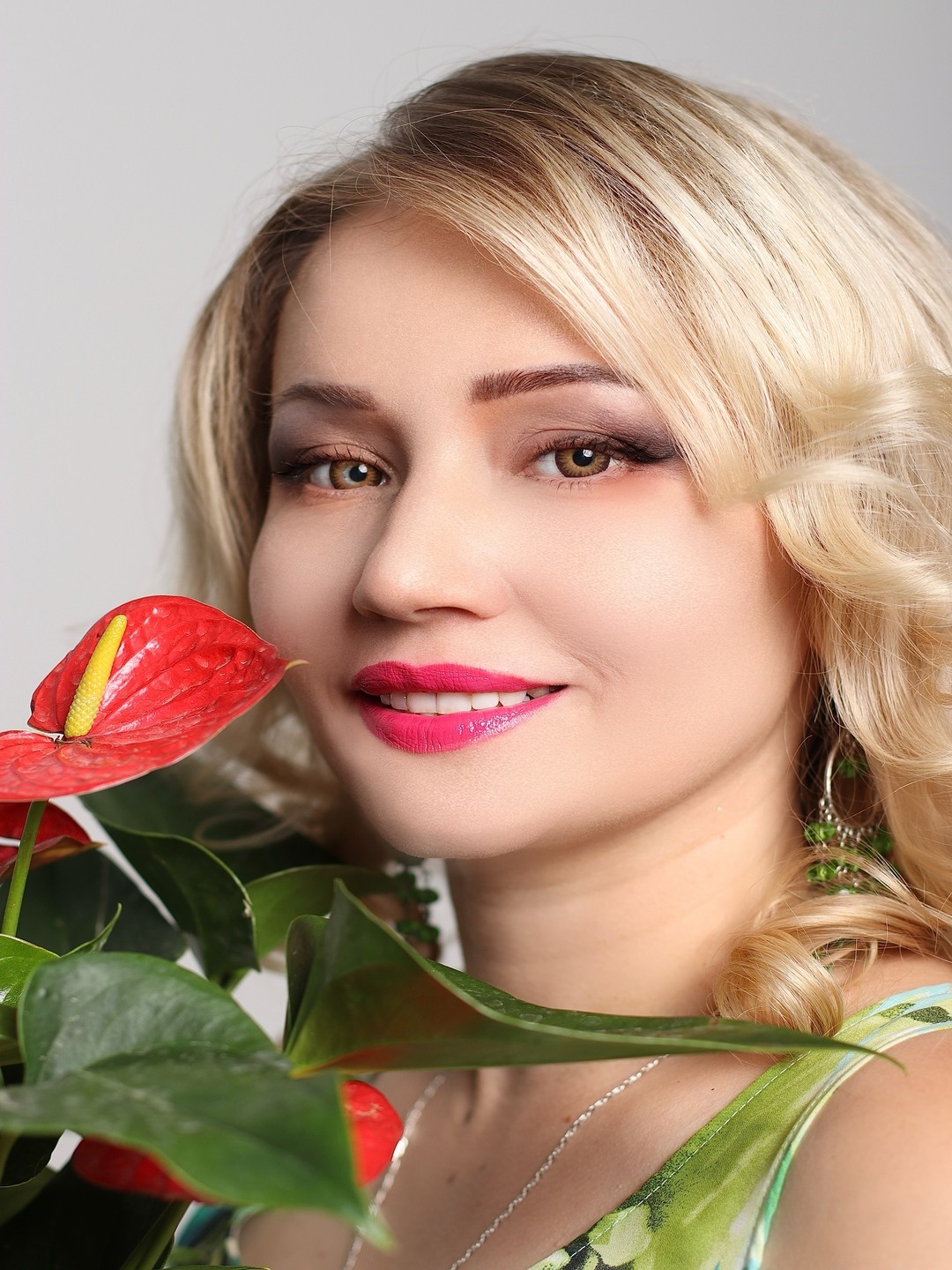 S2-526 HONEY 0.00 Rangli QO‘NG‘IR linzalari, go‘zallik uchun. 1 dona linza