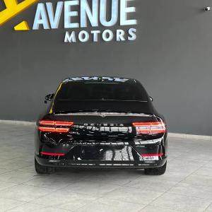 Электромобиль Genesis G80