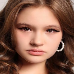 S2-362 CHESTNUT BROWN 0.00 2PS с Раствором Цветные КАРИЕ  2 Линзы+Раствор в Подарок